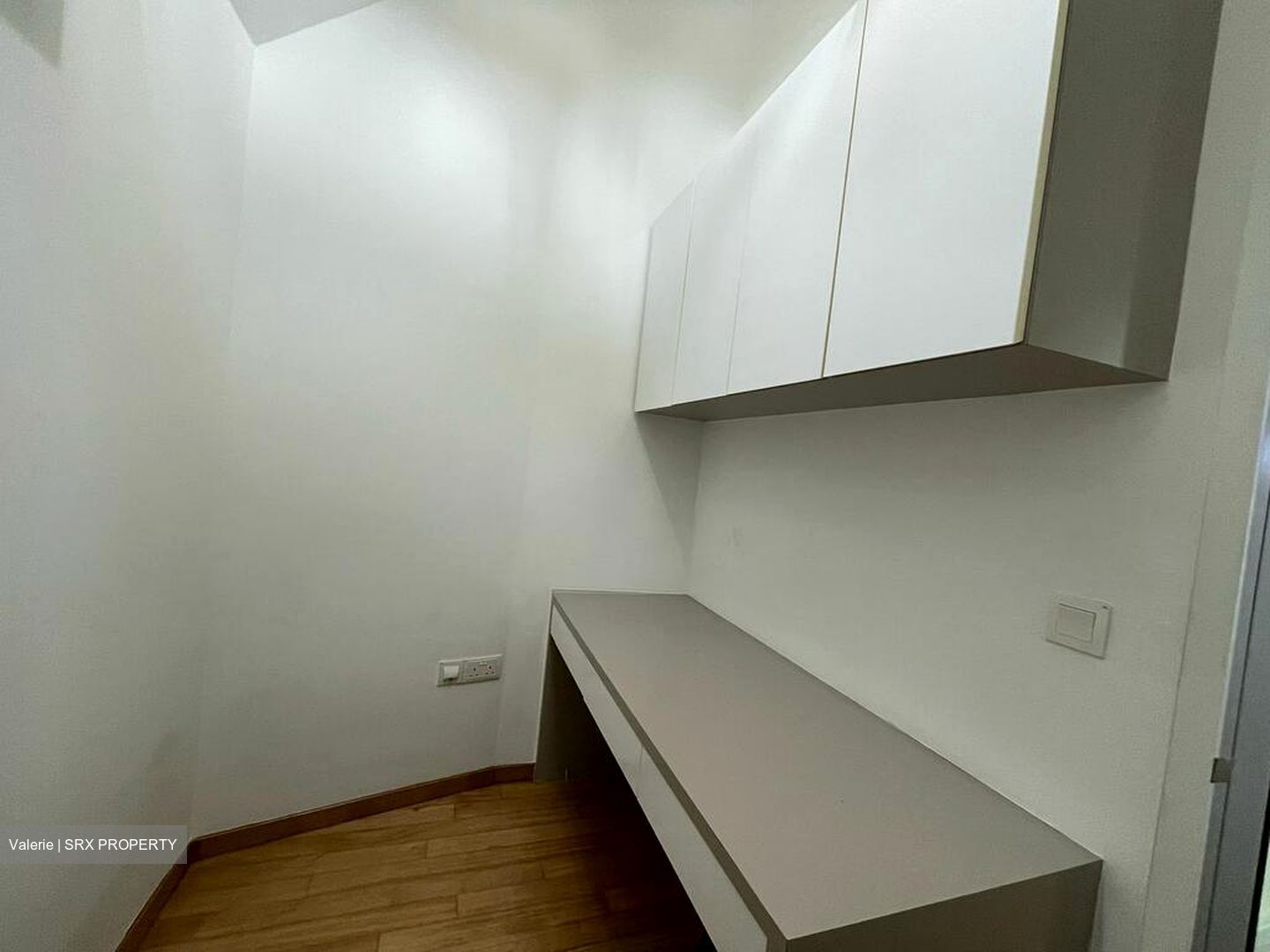 Urban Lofts (D8), Apartment #501371091